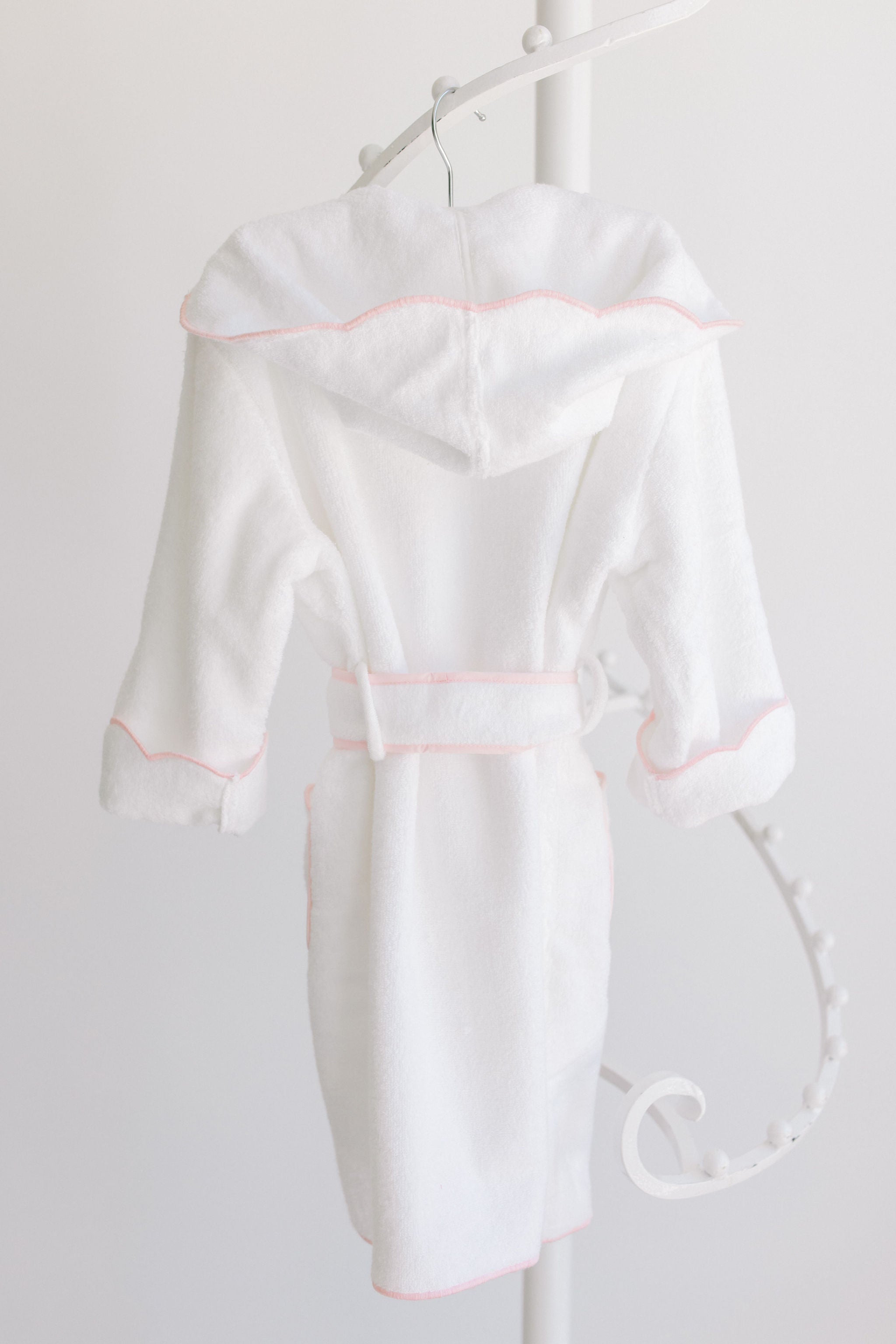 White w/ Pink Scalloped Trim Kids Robe