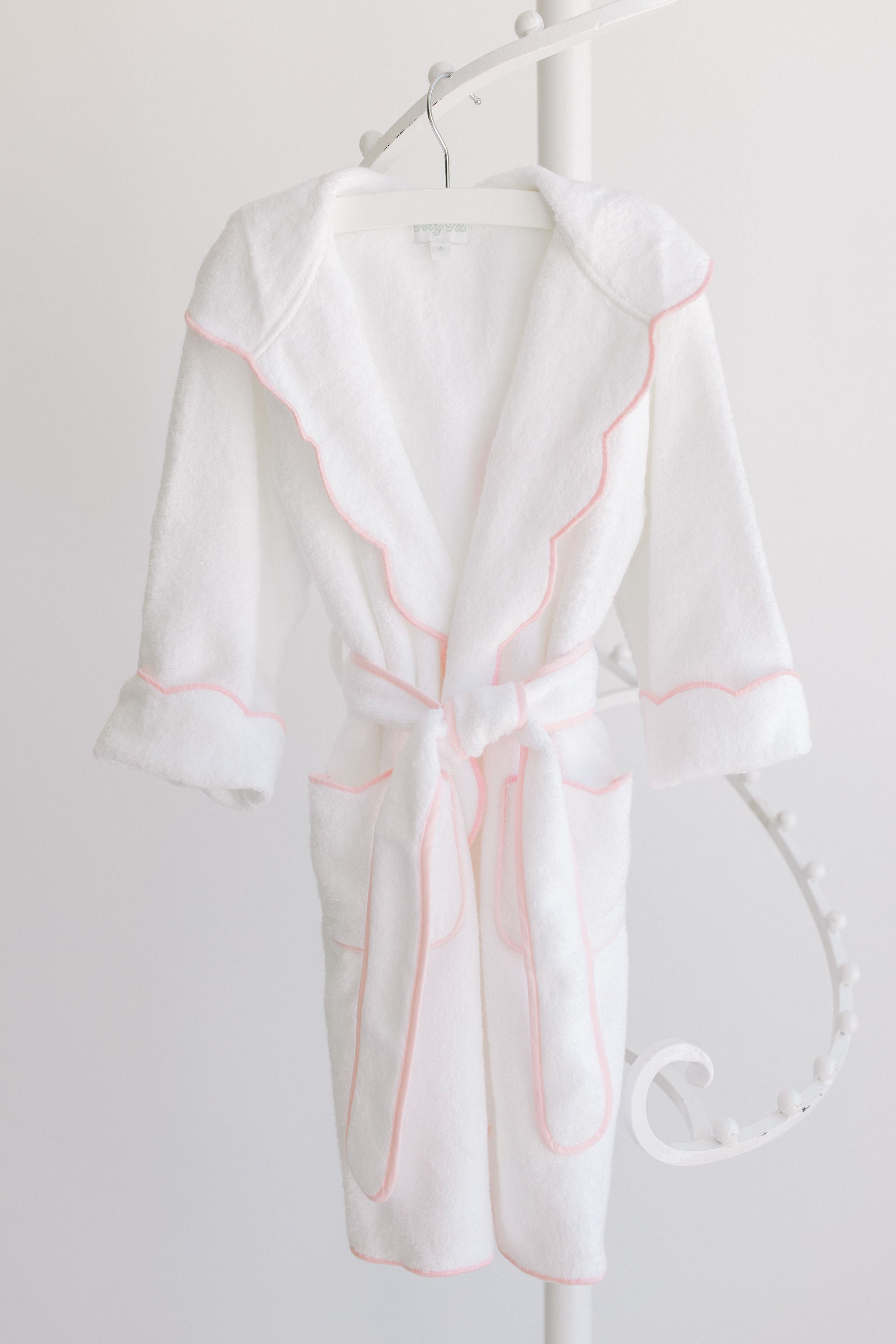 White w/ Pink Scalloped Trim Kids Robe