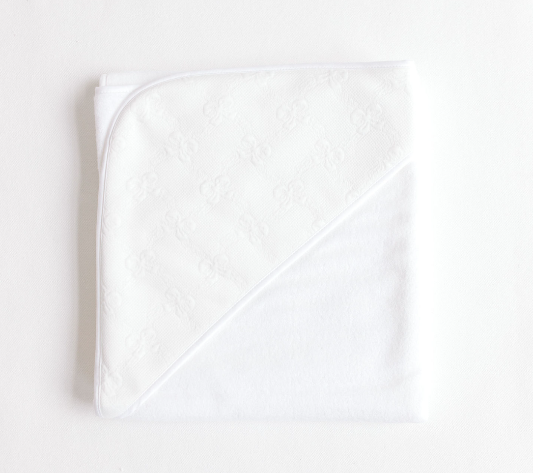 White Jacquard Bows Hooded Towel